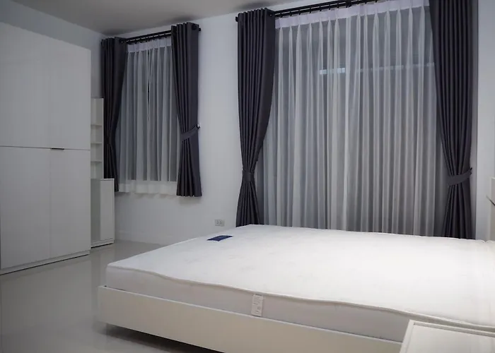 Ostello Private House Sk93 *