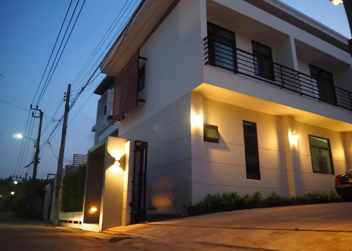 Ostello Private House Sk93 *